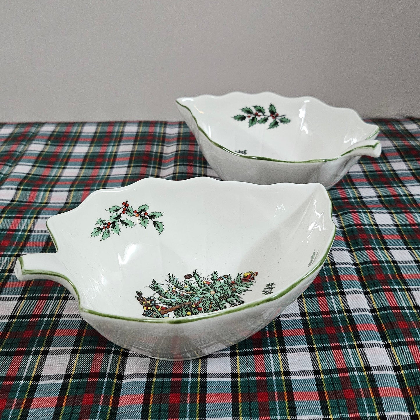 Ceramic Dip Bowls Leaf Shape/ 1PC