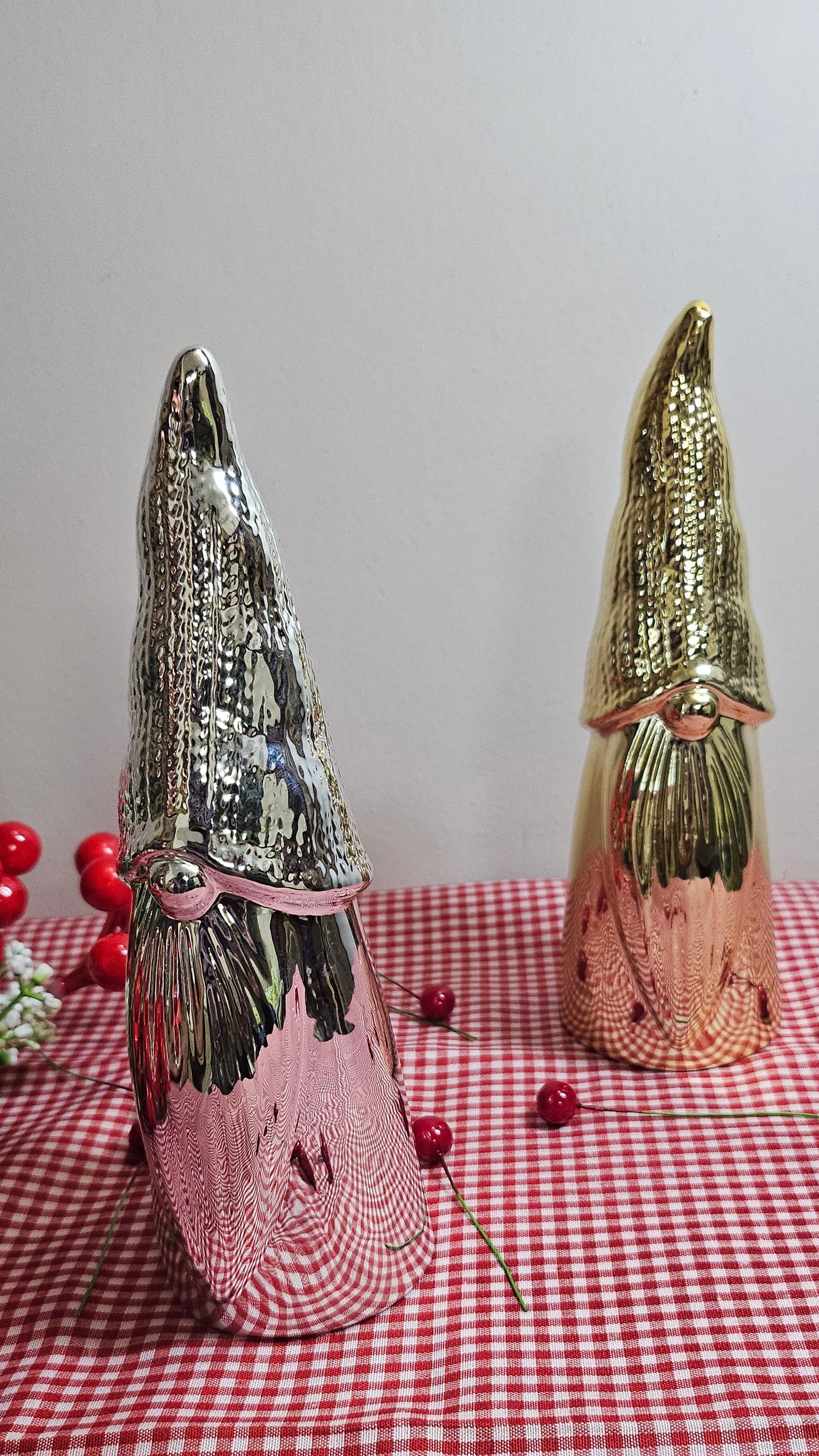 Santa Gnome Christmas Showpiece Silver/Golden 1 pc